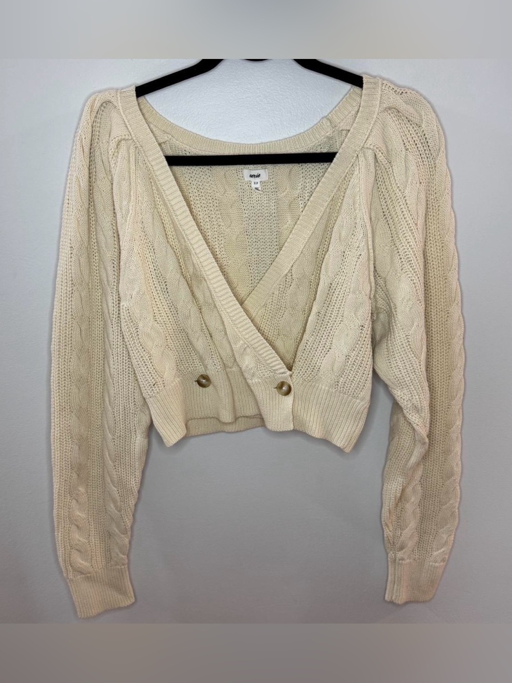 BNWOT Aerie Cream Knitted Cropped Sweater